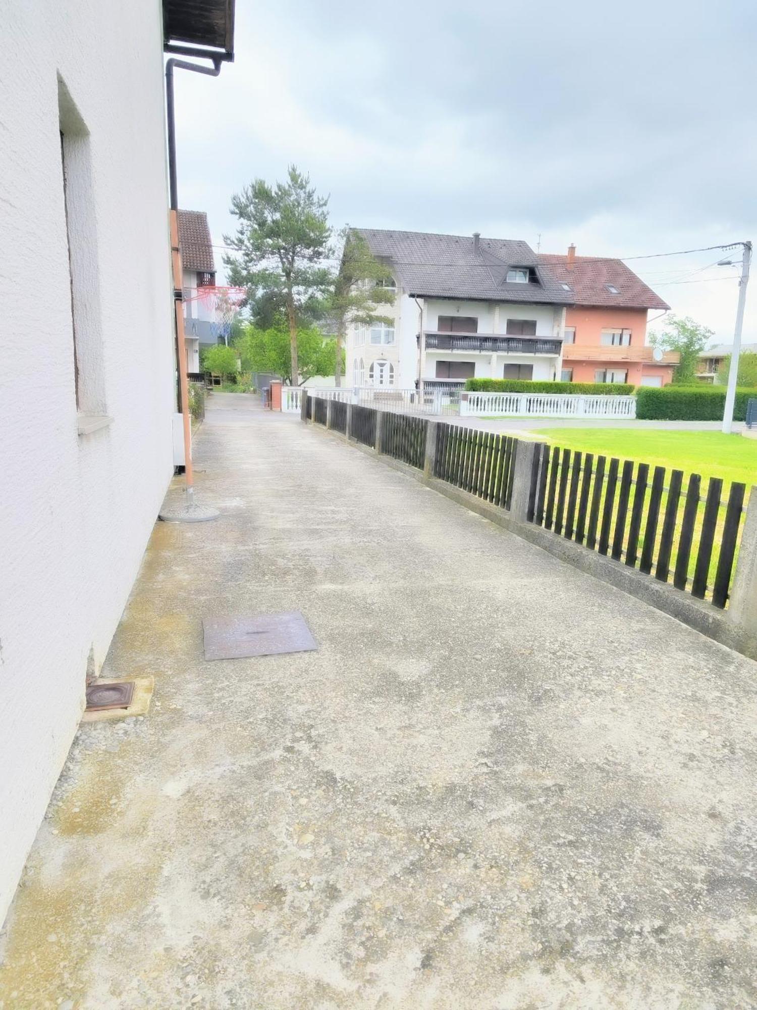 Ruhige Apartment Sesvete
